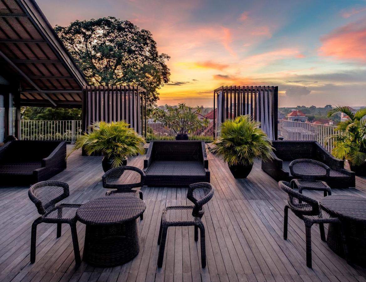 Suites By Watermark Hotel And Spa Jimbaran Buitenkant foto